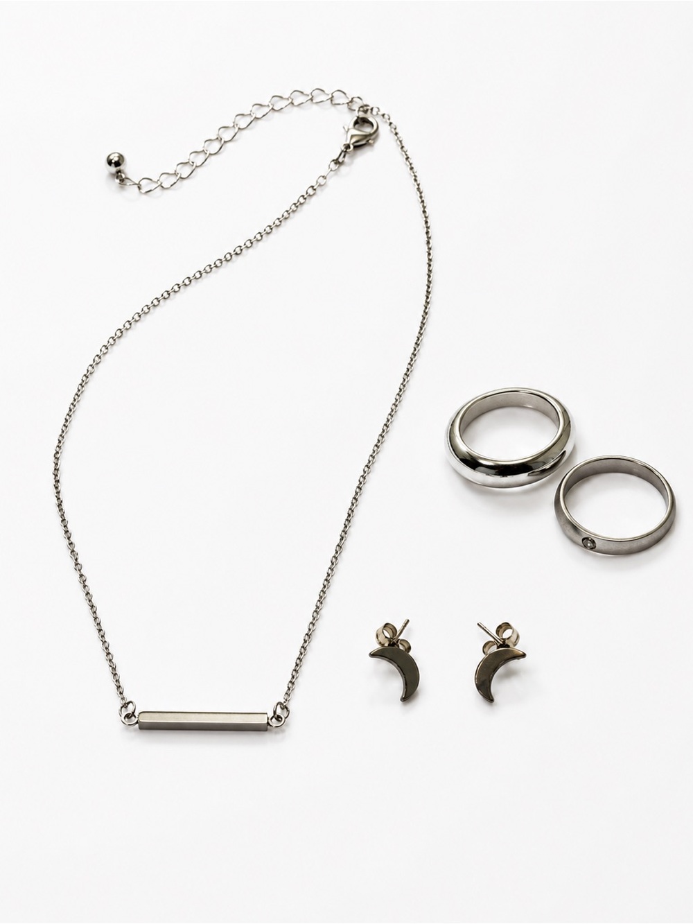 Screen-Worn Tell Me Lies Character Jewelry Set – Necklace, Earrings & Two Rings